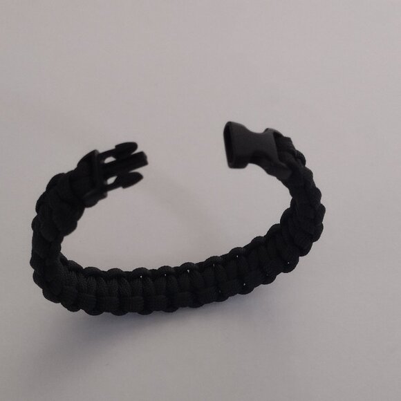 Handmade CobraStitch Paracord bracelet black buckles. Unisex - Picture 7 of 15